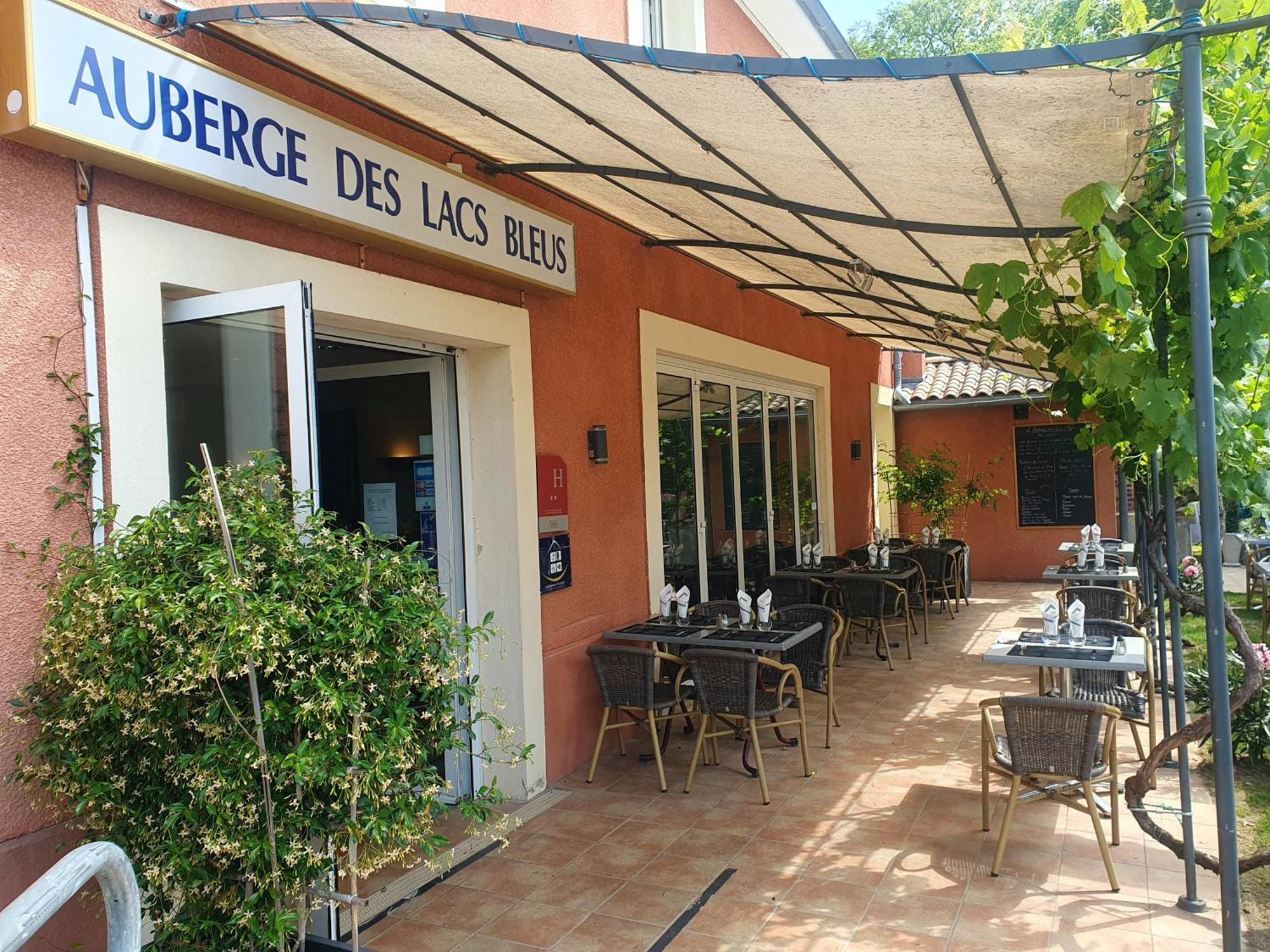 Auberge Des Lacs Bleus Clérac Exterior photo